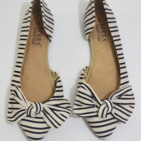 Serra black and cream stripe flats NWOT - Picture 2 of 8